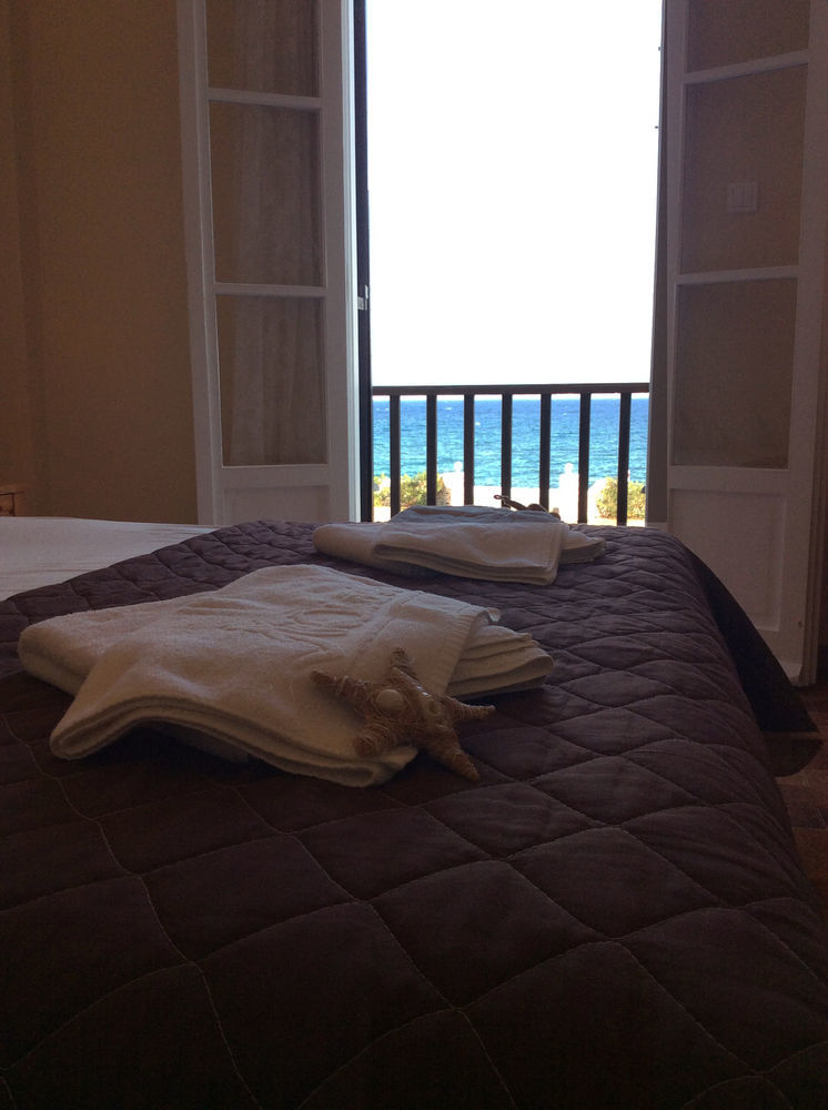 Hotel Arokaria Seaside Ambelas Zewnętrze zdjęcie